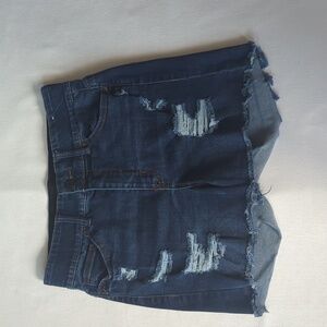 New York & Company Blue Curvy Sculpting Short Distressed 5 Pockets Size 8